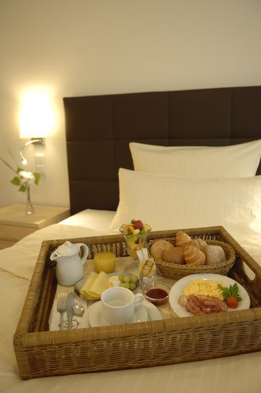 Hotel-Restaurant Sebastianushof Bonn Bagian luar foto